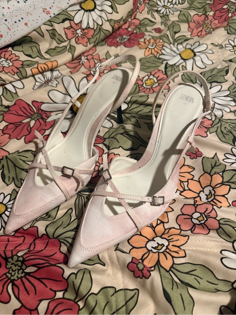ZARA Light Pink Pointed Slingback Heels with Crisscross Straps